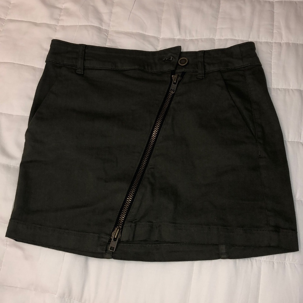 Fine by superfine skirt